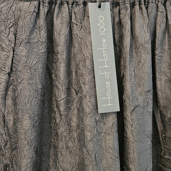 Pants - Picture 4 of 4